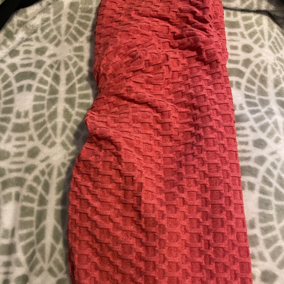 Women’s Scrunch Butt Enhancing Tiktok Legging size M/L - Picture 1 of 1